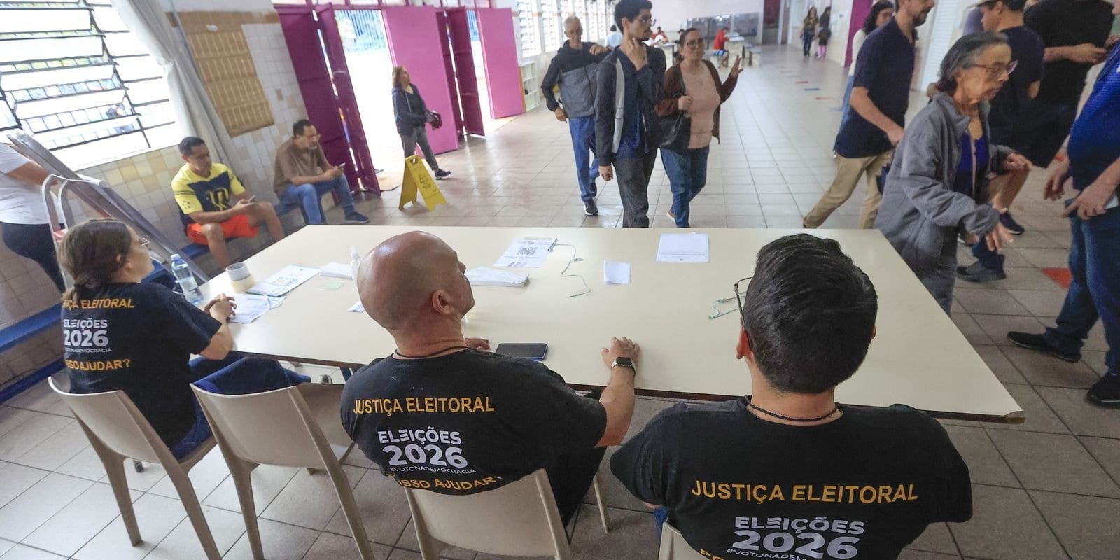 Eleições em São Paulo: Votação Transcorre com Normalidade Apesar das Chuvas e Desafios Pontuais