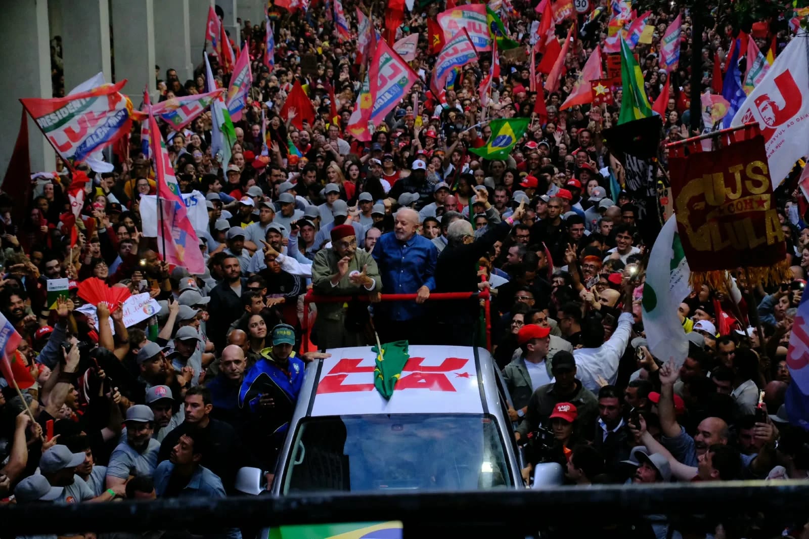 Porto Alegre dá a Lula maior percentual de votos entre capitais fora do Nordeste no segundo turno