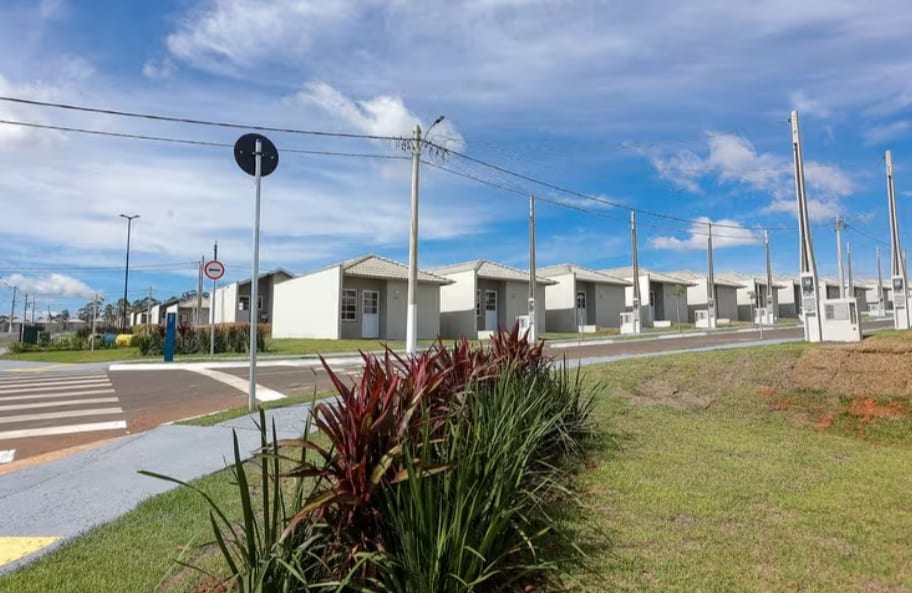 SP libera R$13 mil para 421 famílias do Vale do Paraíba comprarem casa
