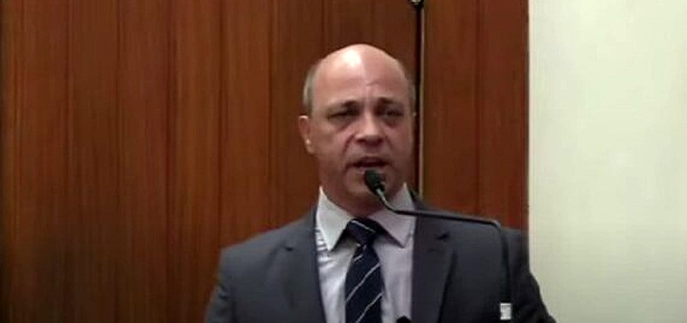Balardin protocola LDO 2027 na Câmara de Cachoeira do Sul