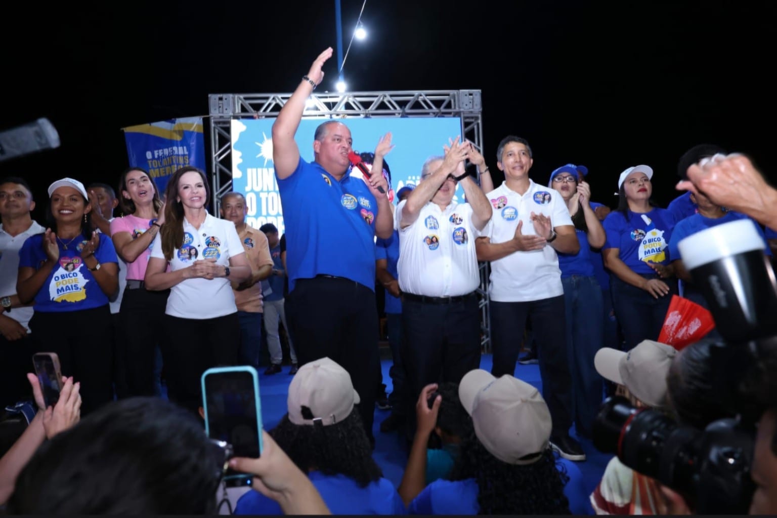 Gomes: 'o povo do Bico do Papagaio abraçou' a candidatura de Dorinha