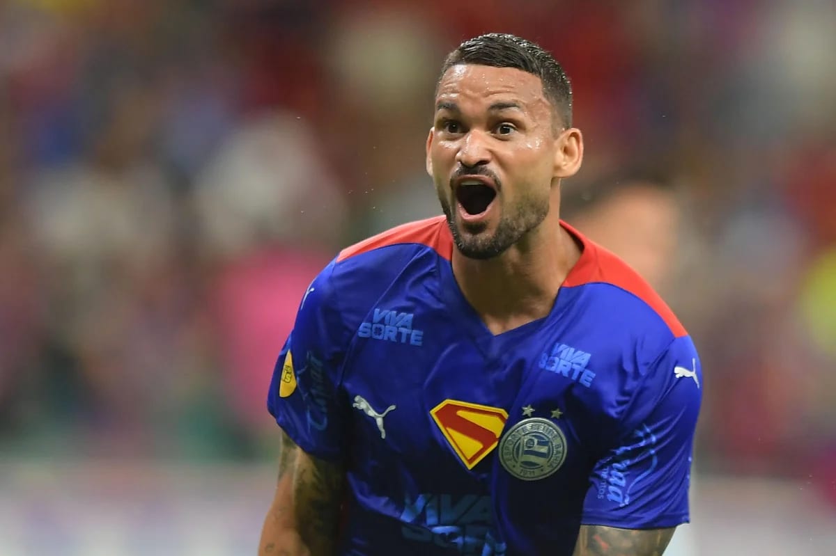 Ex-Grêmio é afastado pelo Bahia após criticar nordestinos