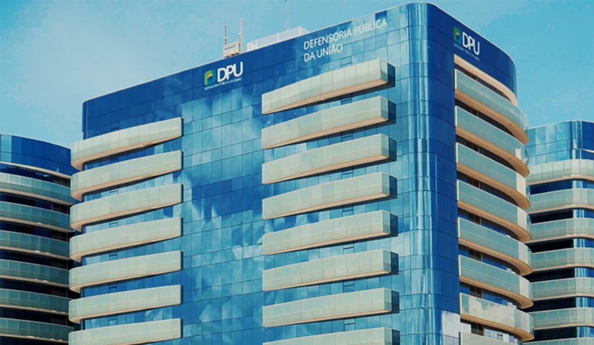 Alexandre exclui receitas próprias da DPU do teto de gastos do arcabouço fiscal