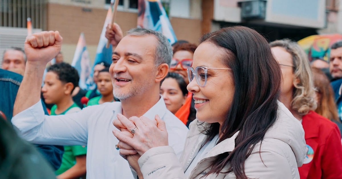 Juliana Brizola e Edegar Pretto lançam campanha do RS com centenas de pessoas