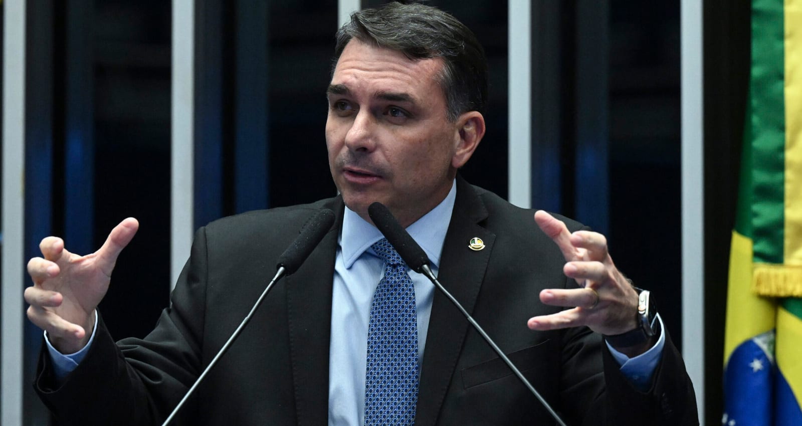 Flávio Bolsonaro diz que ‘El Salvador é pouco’: ‘Aqueles que acham que sou radical na segurança pública não viram nada a