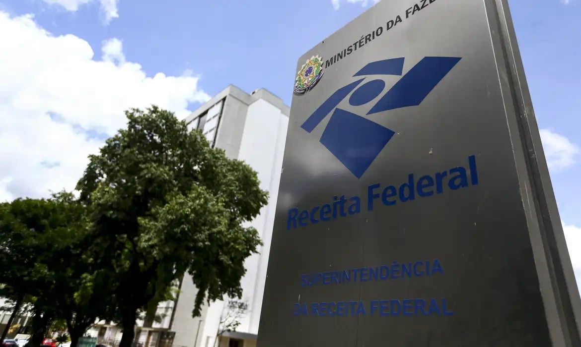 Receita publica cronograma que amplia prazo para o Simples Nacional