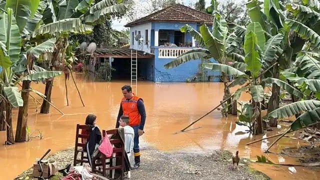 Prefeito Ítalo Costa decreta situação de emergência em Sete Barras