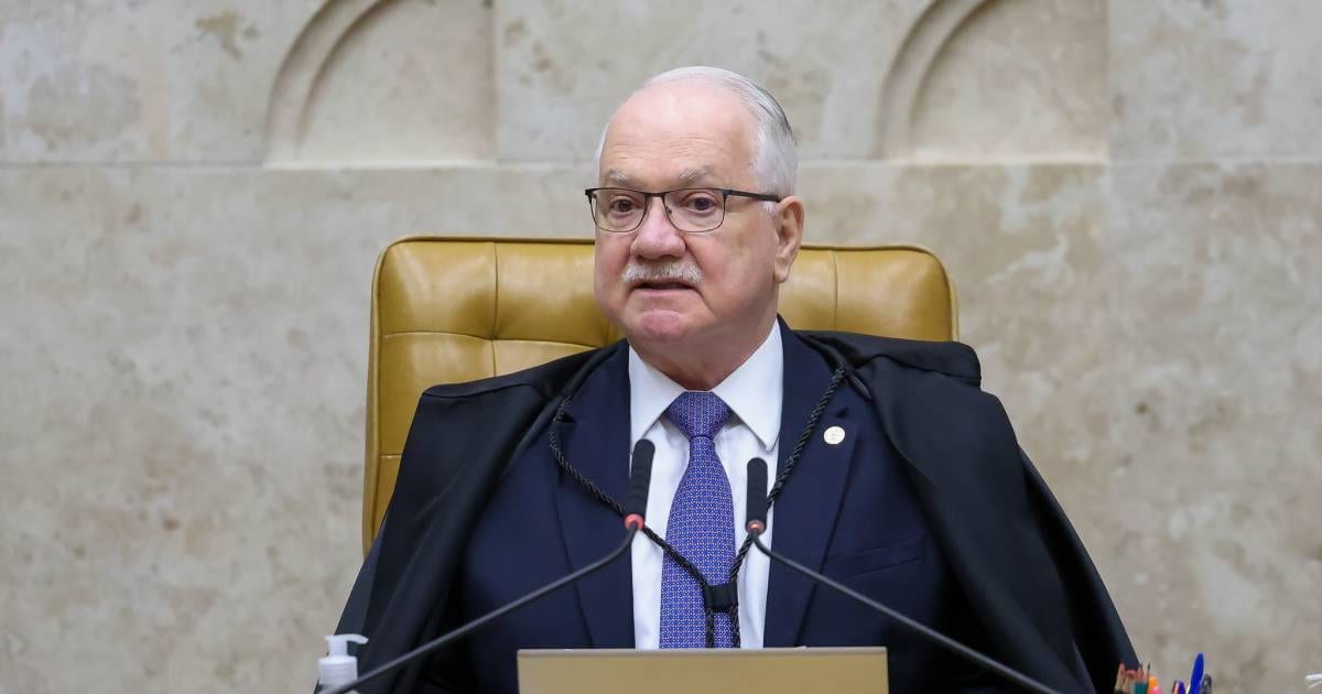 Fachin convoca sessão extraordinária para analisar relatório sobre Moraes
