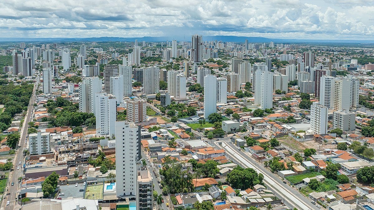 Calor de até 43°C muda horário do desfile de 7 de Setembro em Cuiabá