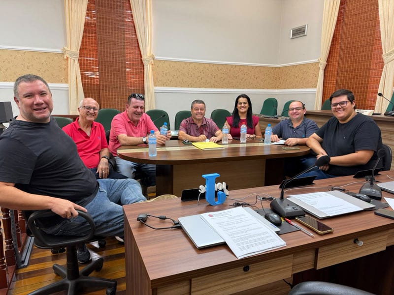 Vereadores de Vargem Grande do Sul discutem orçamento municipal de 2027
