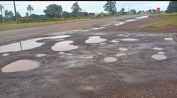 Hidalgo cobra CCR SPVias por buracos em acessos à Represa de Jurumirim