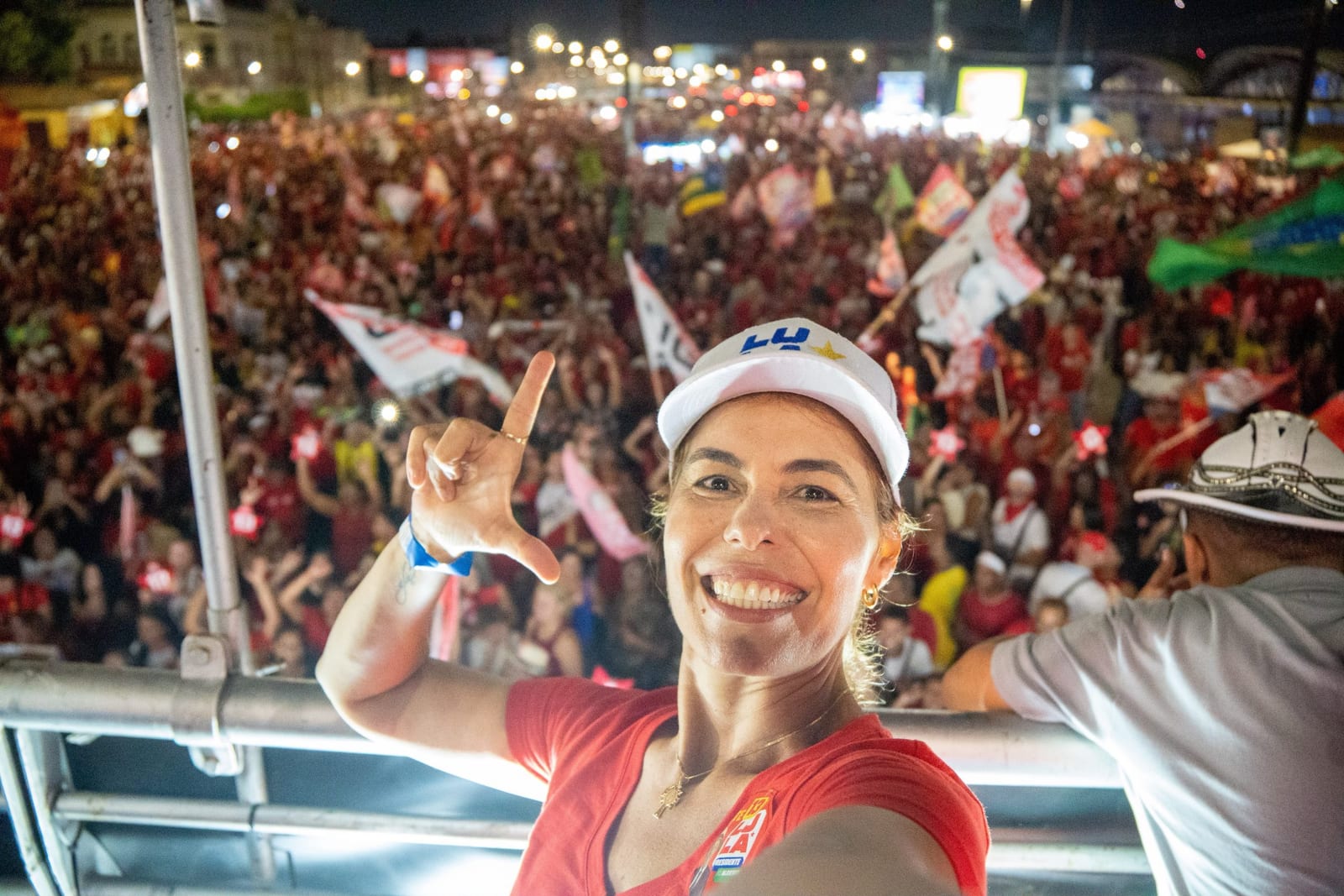 Érica Mitidieri reafirma apoio a Lula pela inclusão, pelo respeito à diversidade e pelo combate à fome