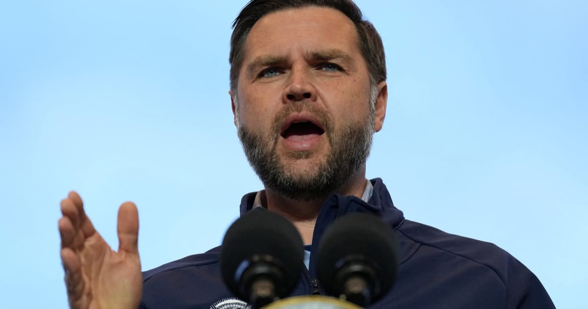 EXCLUSIVO-JD Vance diz que Irã precisa reduzir enriquecimento de urânio para pôr fim à guerra