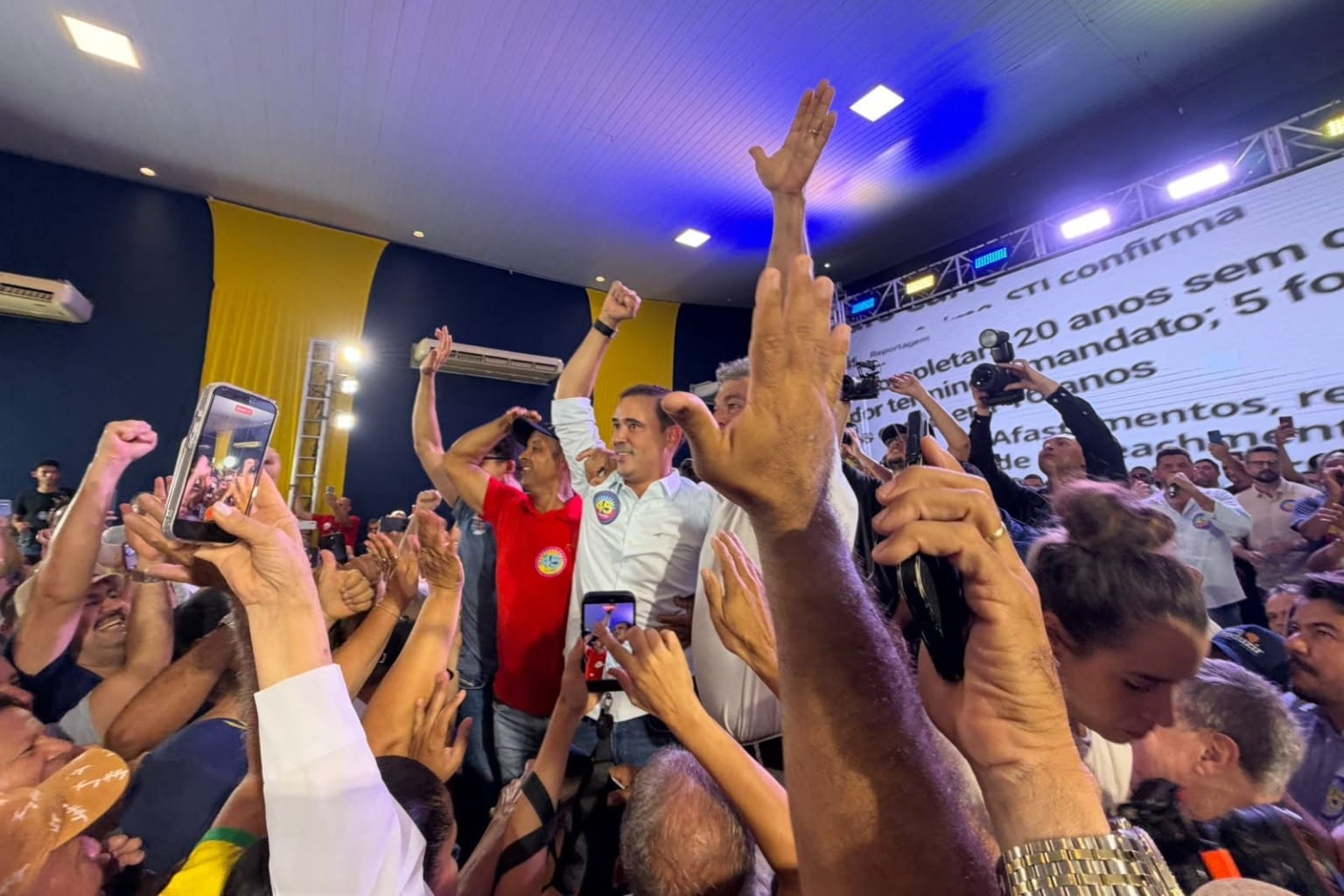 Vicentinho Júnior Fortalece Campanha com Apoio de 124 Vereadores em Palmas, Contesta Pesquisas e Promete Gestão Abrangen