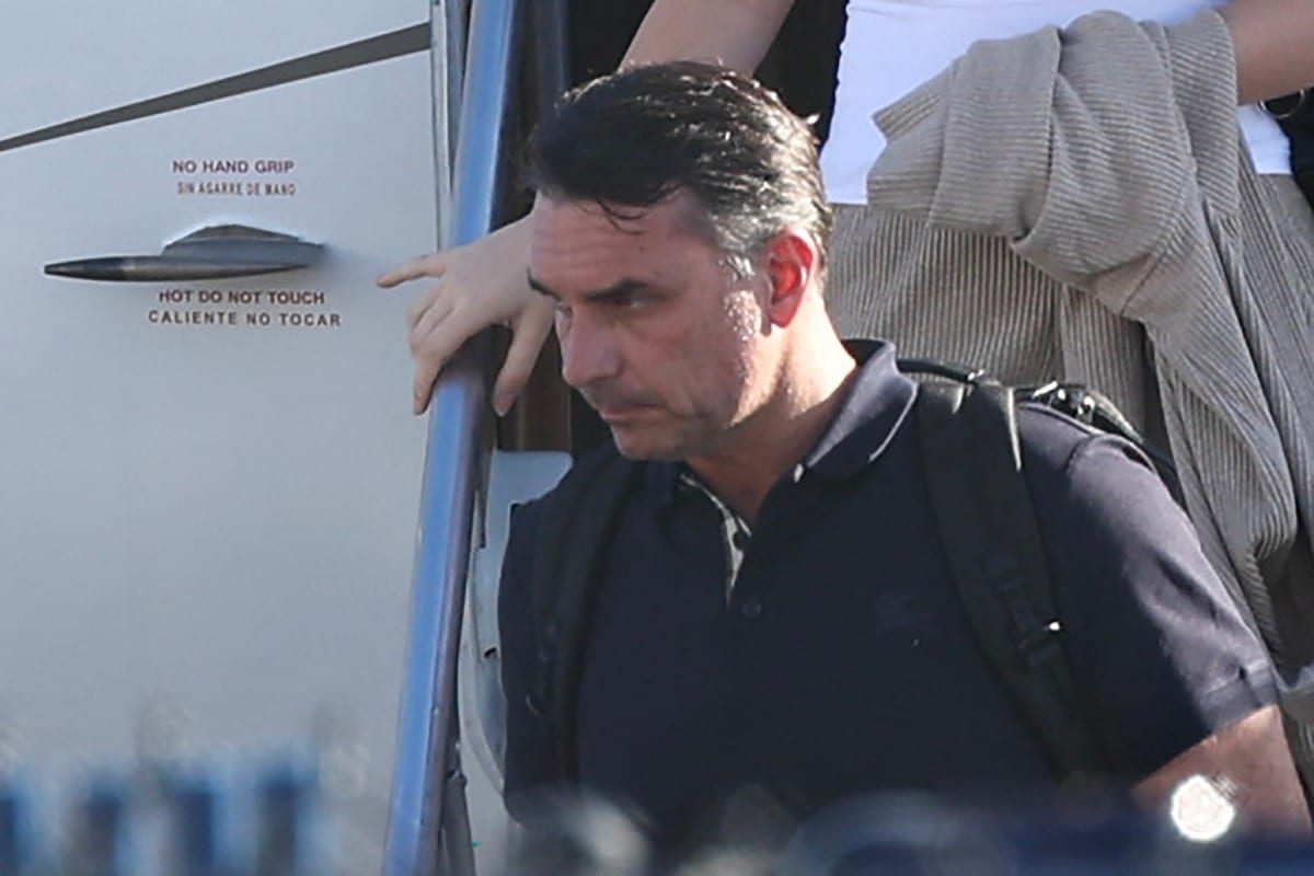 Deputado argentino questiona chanceler de Milei pedindo explicações sobre entrada de Flávio Bolsonaro no país