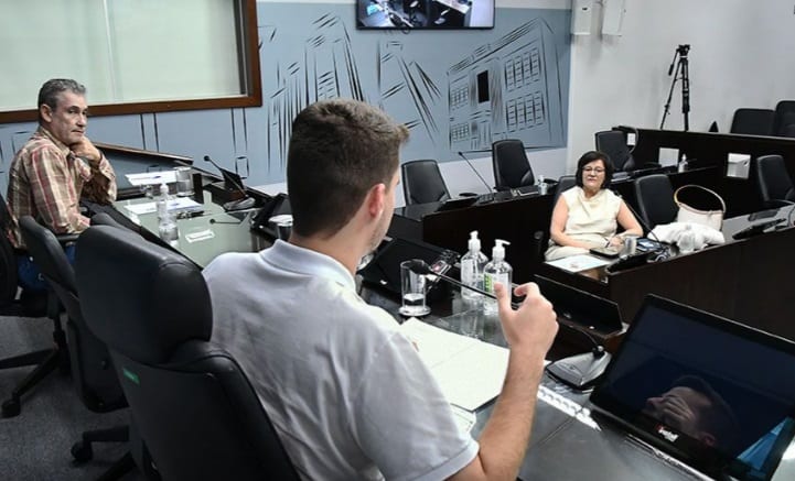 Ex-secretários da pasta prestam depoimento à CPI da Saúde