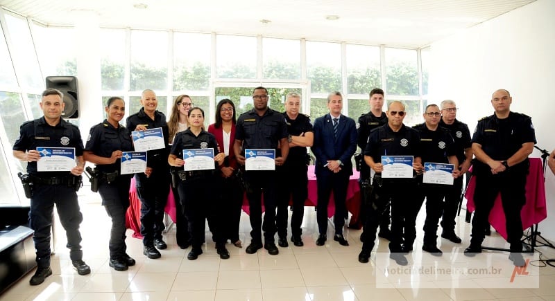 Integrantes da Patrulha Maria da Penha são homenageados em Limeira