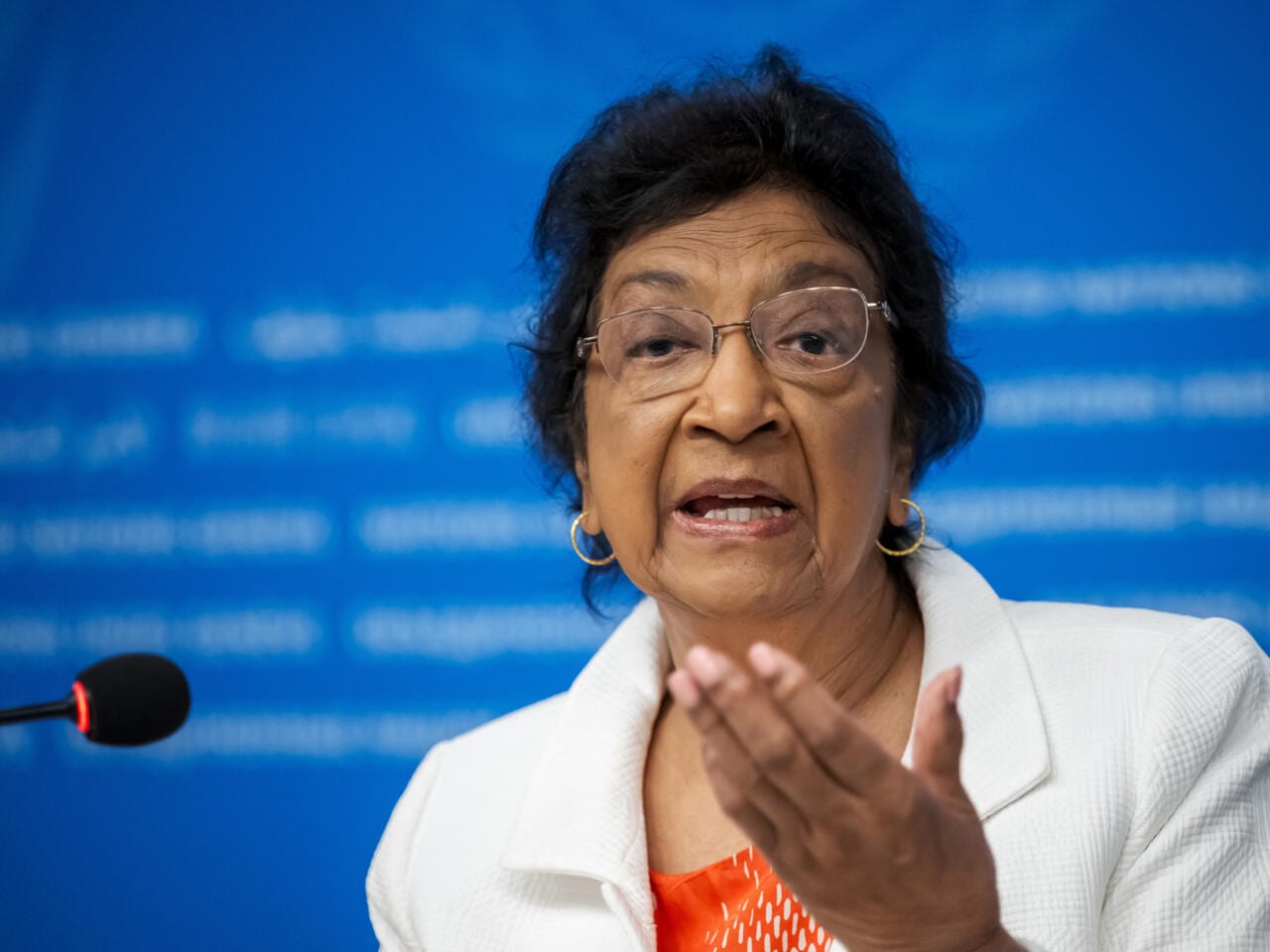 Nobel da Paz é concedido à jurista sul-africana Navi Pillay