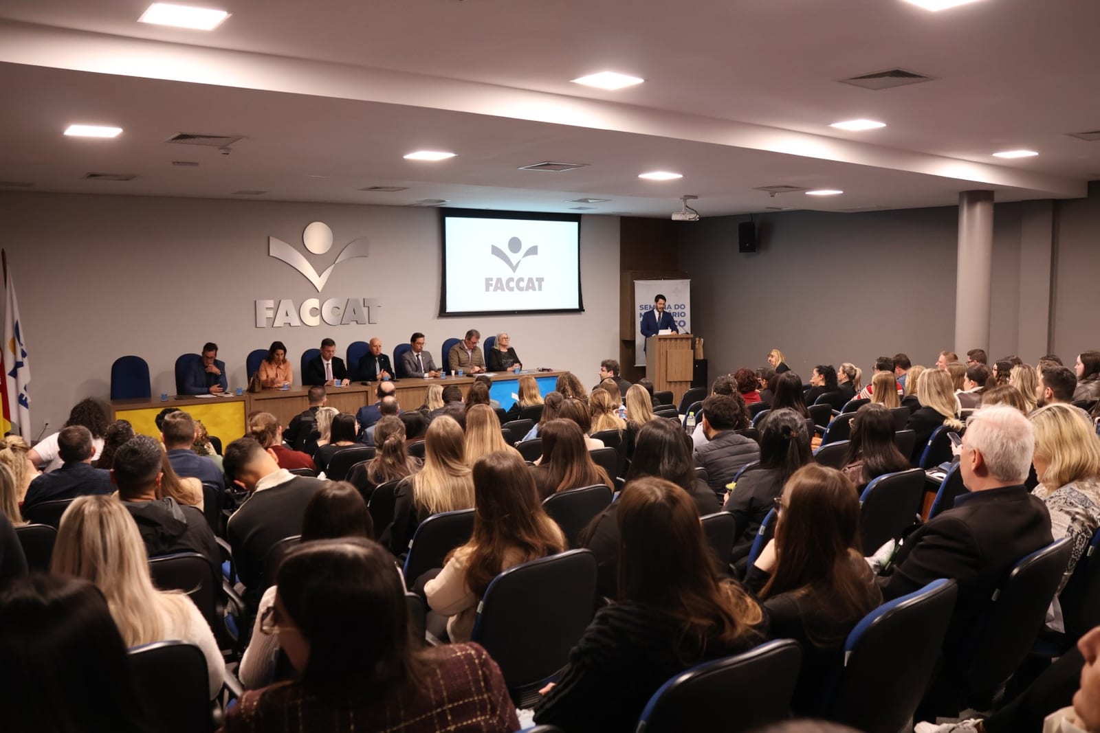 Faccat sedia debate sobre apostas on-line e proteção do consumidor