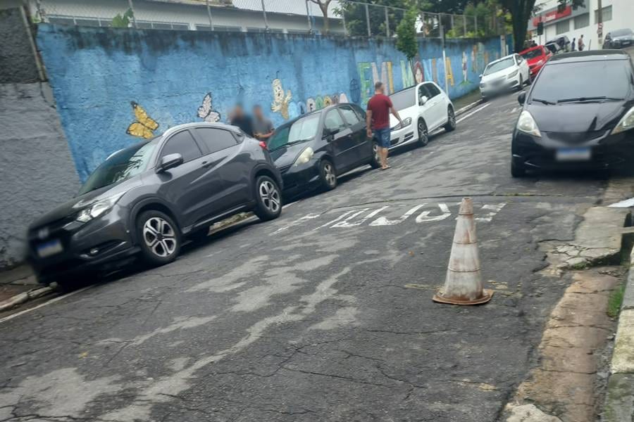 Taboão da Serra tem locais de votação sem santinhos nas calçadas no segundo turno