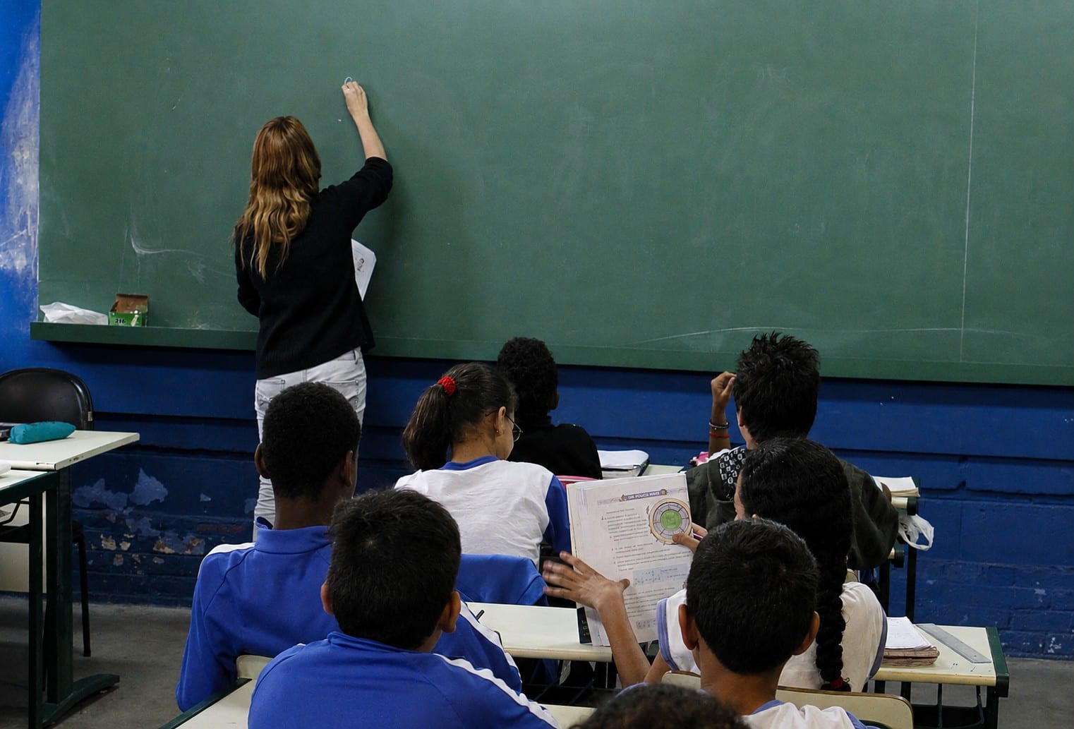 Justiça declara inconstitucional lei que obrigava instalação de câmeras em salas de aula em Tremembé, SP