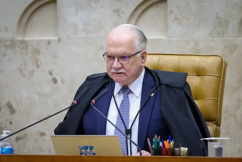 Fachin assume relatoria e conduz sessão sobre conversas Moraes–Vorcaro
