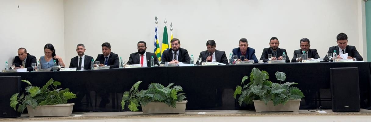 Câmara de Ceres aprovou moções de pesar e cinco requerimentos na 2ª sessão de agosto