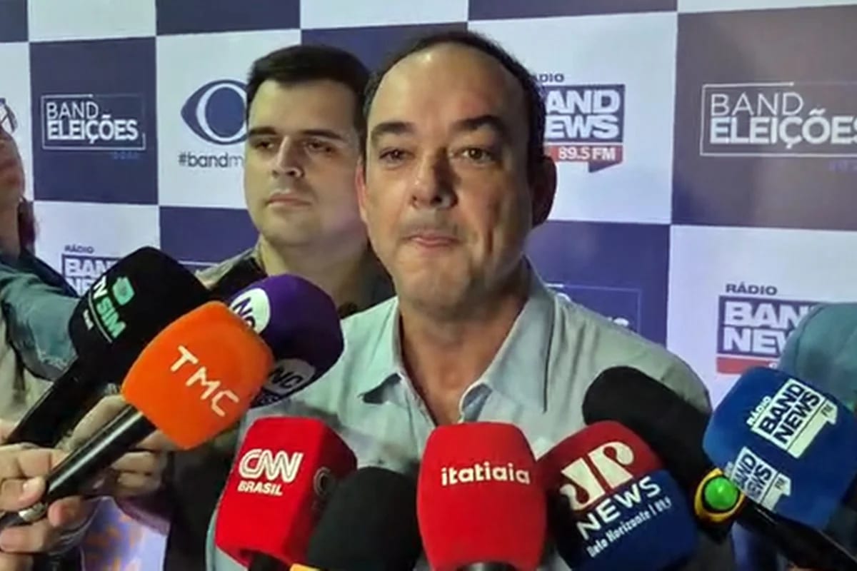 MG: Roscoe afasta alinhamento com Cleitinho ao chegar a debate