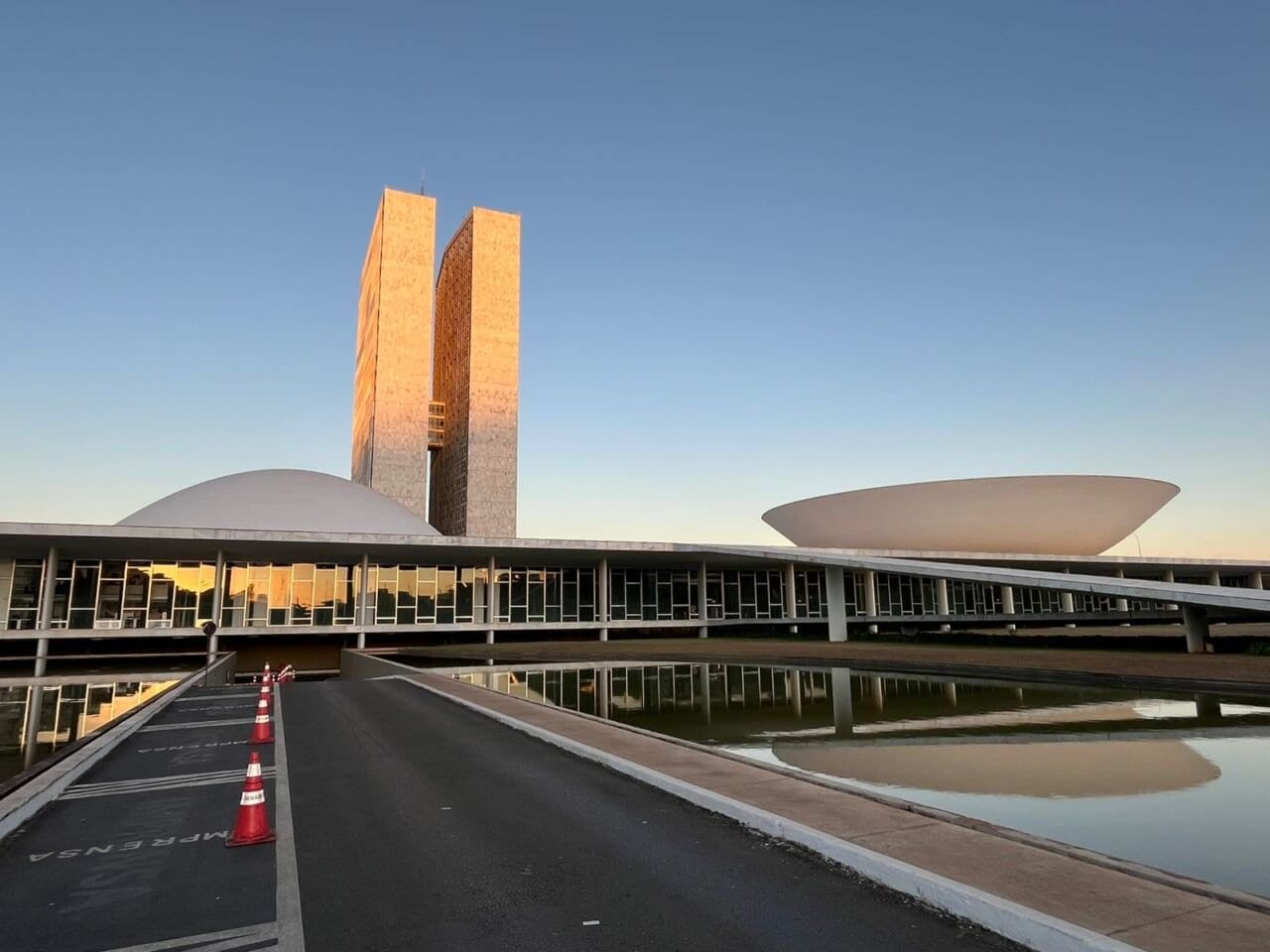 Consultoria do Senado aponta rombo de R$ 105,5 bilhões no Orçamento de 2026