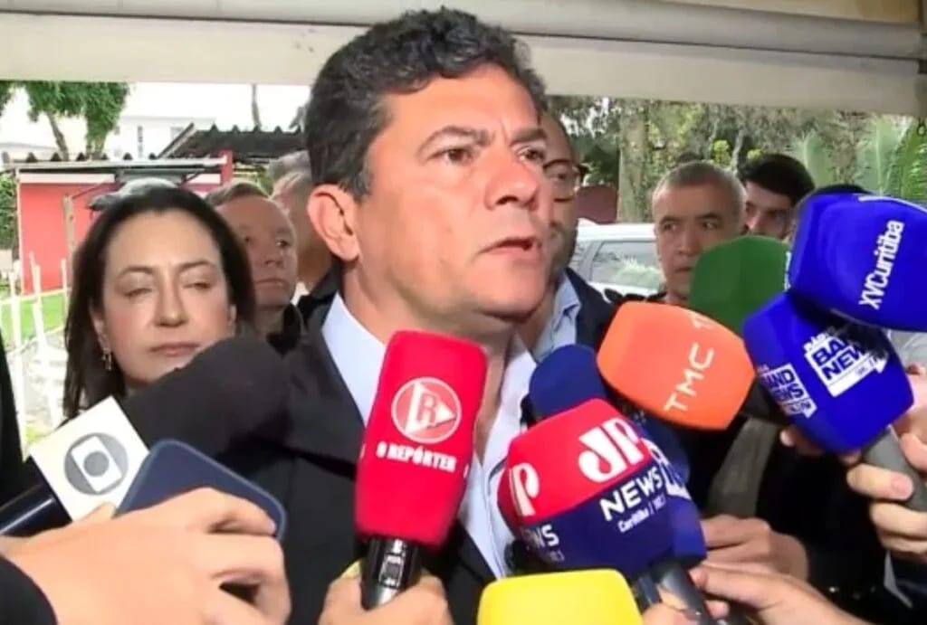 Moro diz que “tempo do Lula chegou ao fim” em reunião do PL