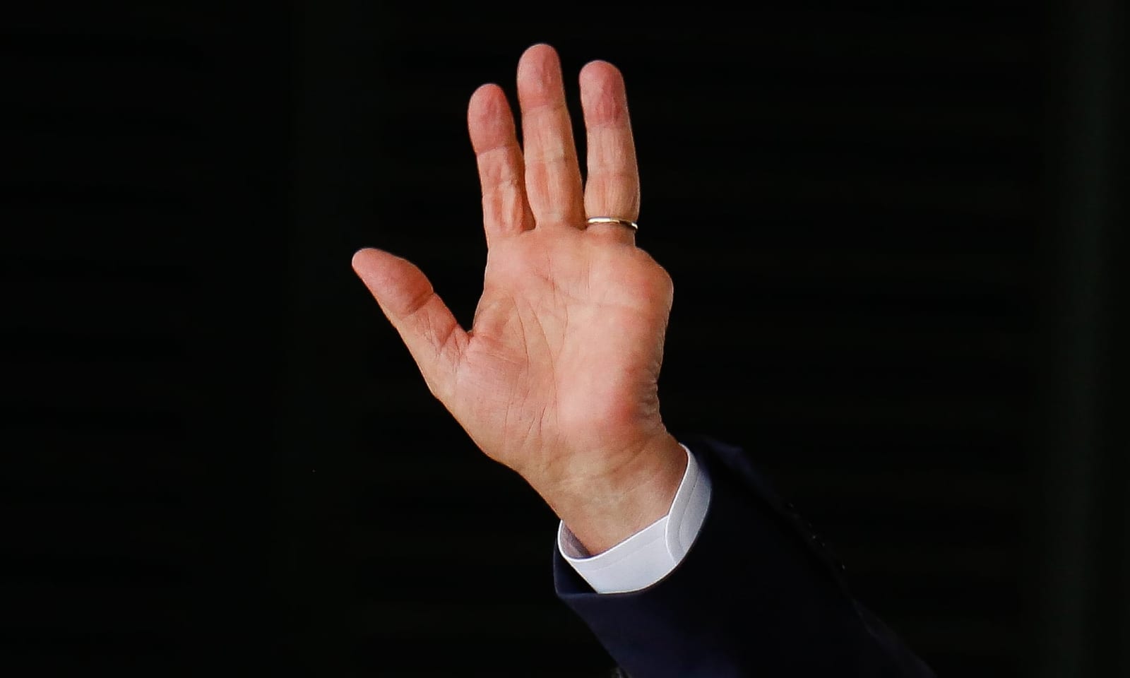 #SomosTodos9Dedos viraliza no X após ironia de Flávio com Lula