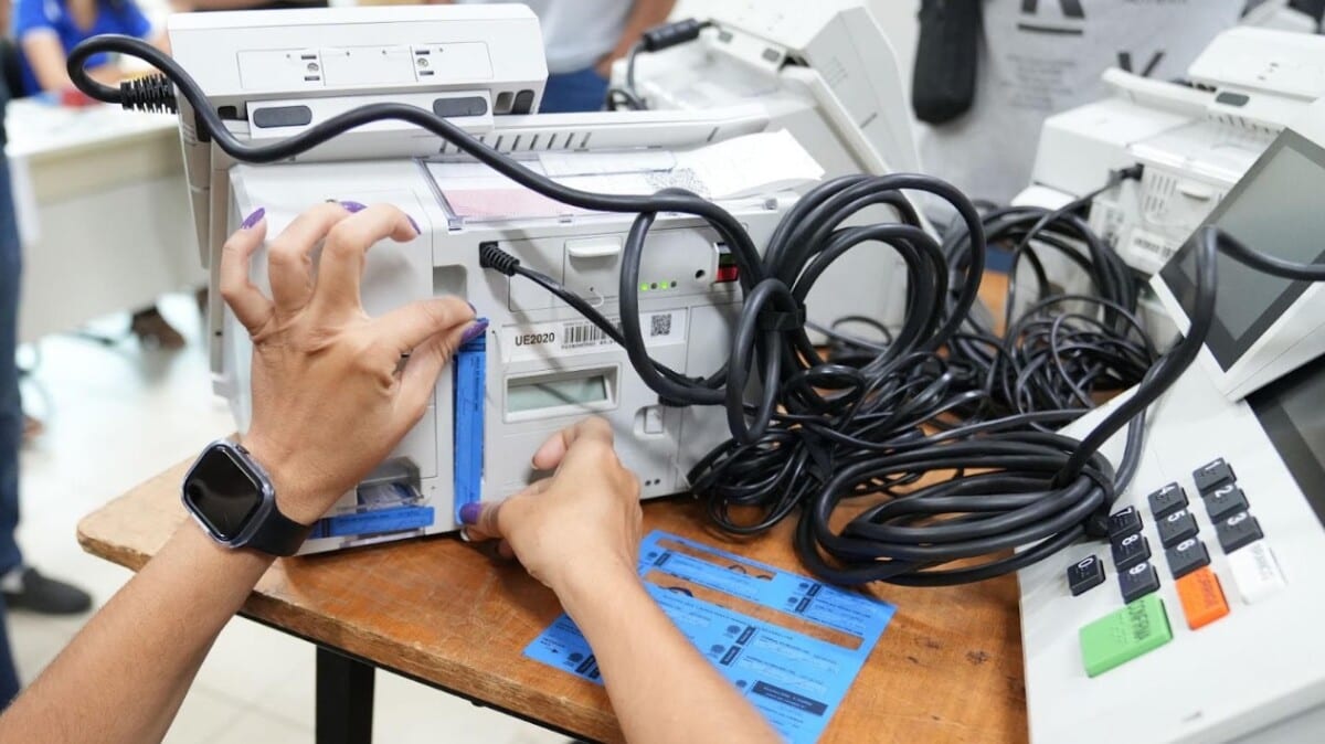 TRE-TO prepara urnas eletrônicas para o 2º turno das Eleições 2026 na próxima semana