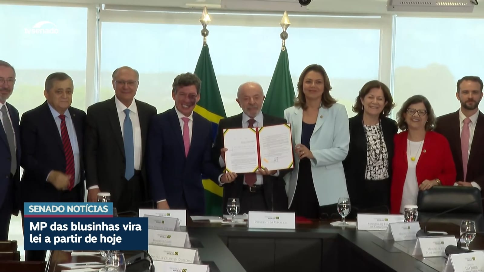Governo sanciona fim do imposto de importação até US$ 50 (PLV 13/2026)