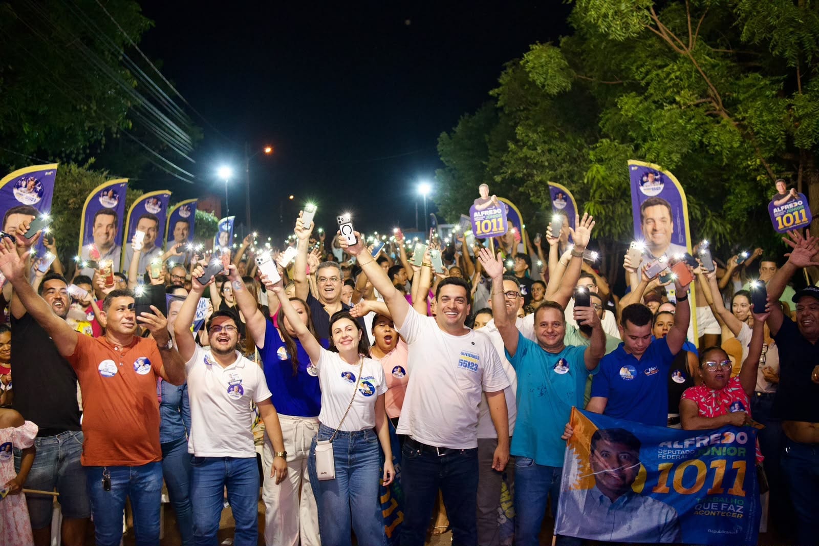 Gutierres Torquato recebe centenas em reunião final de campanha em Palmas