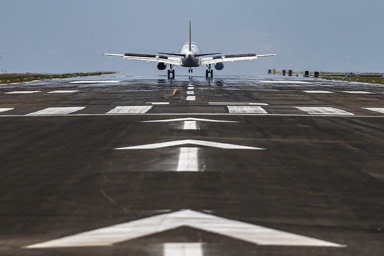 PL 2080/26 obriga transparência no uso de jatinhos privados