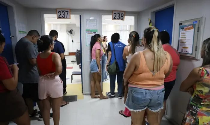 Governadores eleitos no primeiro turno têm entre 37 e 70 anos