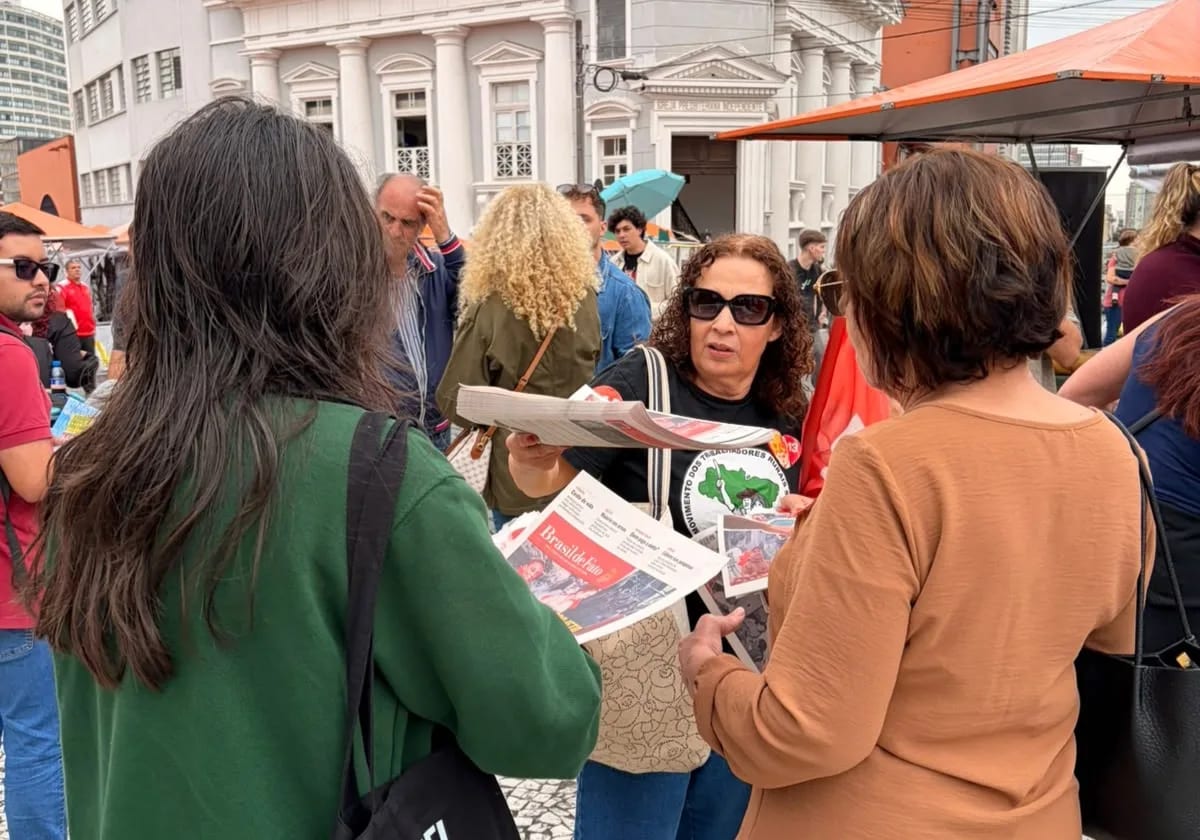 Saiba como participar da campanha pela virada com os Comitês Populares do Paraná
