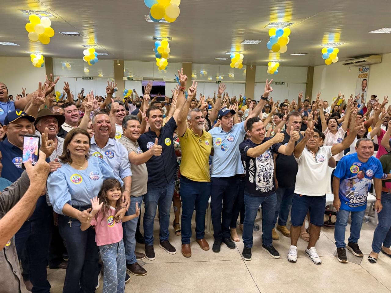 Toinho Andrade lança candidatura em Porto Nacional com Amélio, Vicentinho e Alexandre