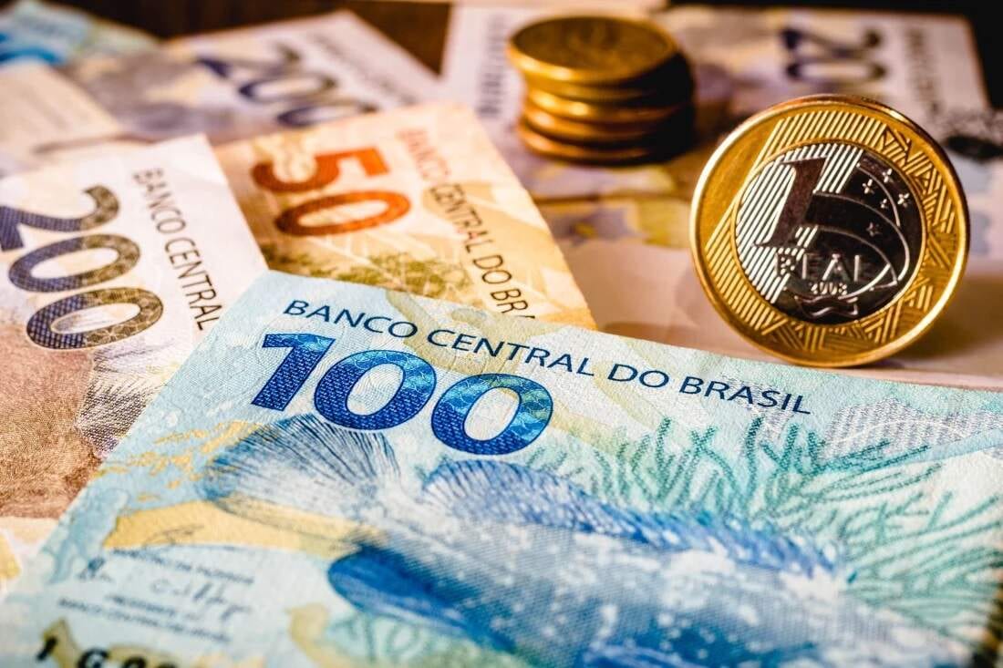 Contas do governo central, que reúnem Tesouro Nacional, Previdência e Banco Central, têm superávit de R$ 4,8 bilhões em