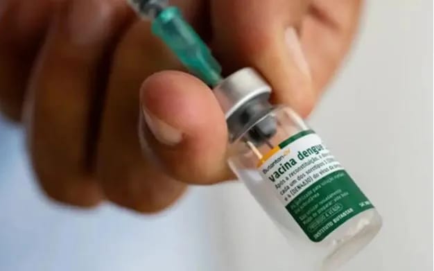 Projeto prevê prisão por recusa à vacinação e fake news sobre vacinas