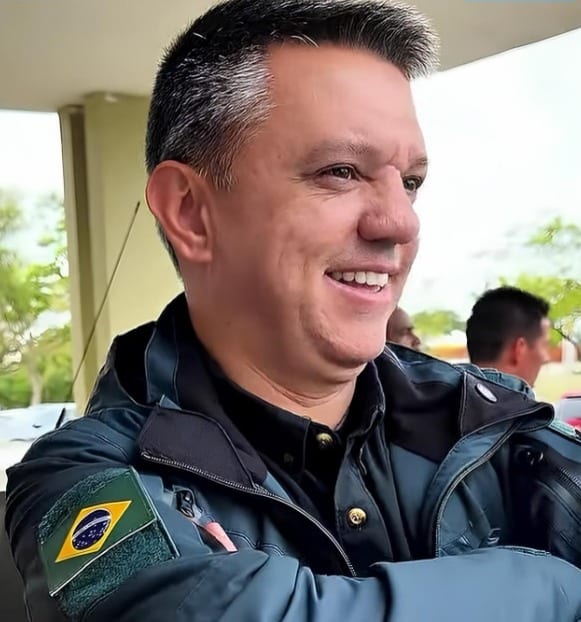 Coronel Ustra coordenou segurança de Flávio Bolsonaro em Porto Alegre