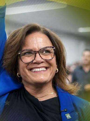Claudia Frutuoso