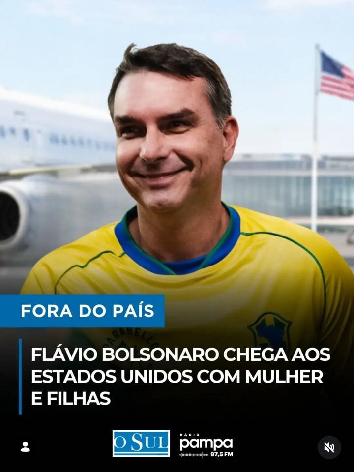 O senador Flávio Bolsonaro (PL-RJ) chegou aos Estados Unidos nesta terça-feira (27), acompanhado da mulher e das filhas.