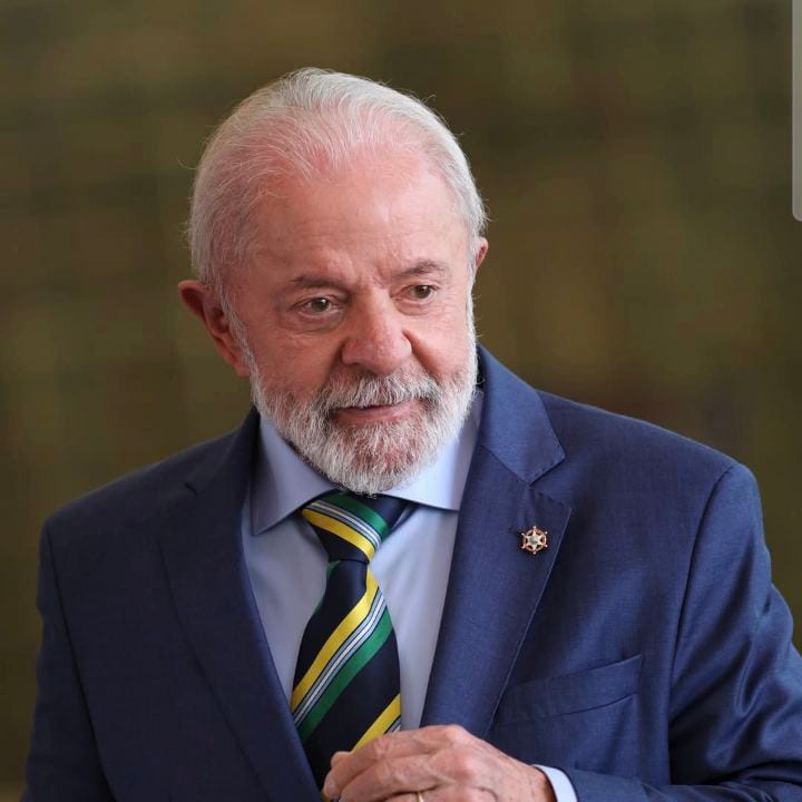 POLÍTICA l Governo Lula estuda rever benefícios sociais e mudar regras de gastos com saúde e educação após eleição