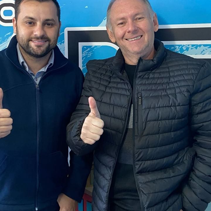 Flávio Medeiros leva reivindicações da comunidade ao prefeito Abner Dillmann