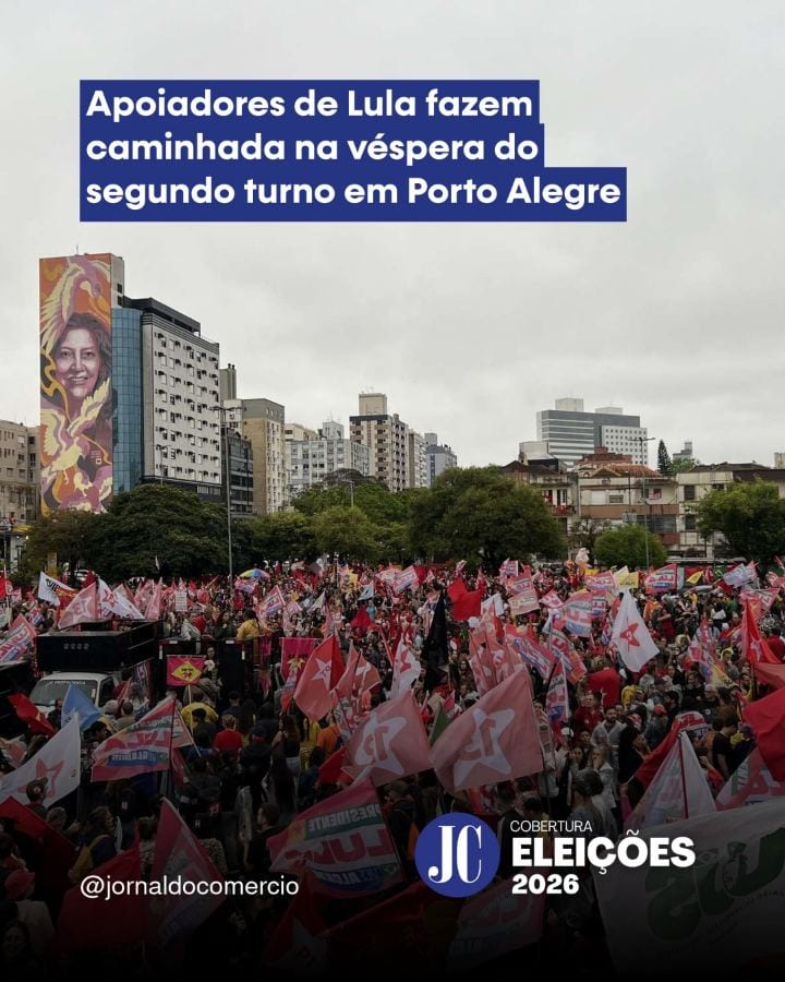 Apoiadores do candidato à reeleição, Luiz Inácio Lula da Silva (PT), foram às ruas em uma caminhada no último dia de cam