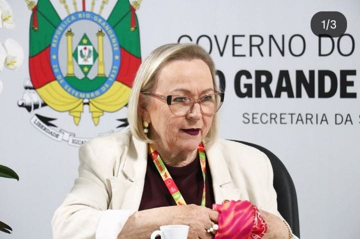 SES recebe diretoria da AHCROS e anuncia mamógrafo para Constantina