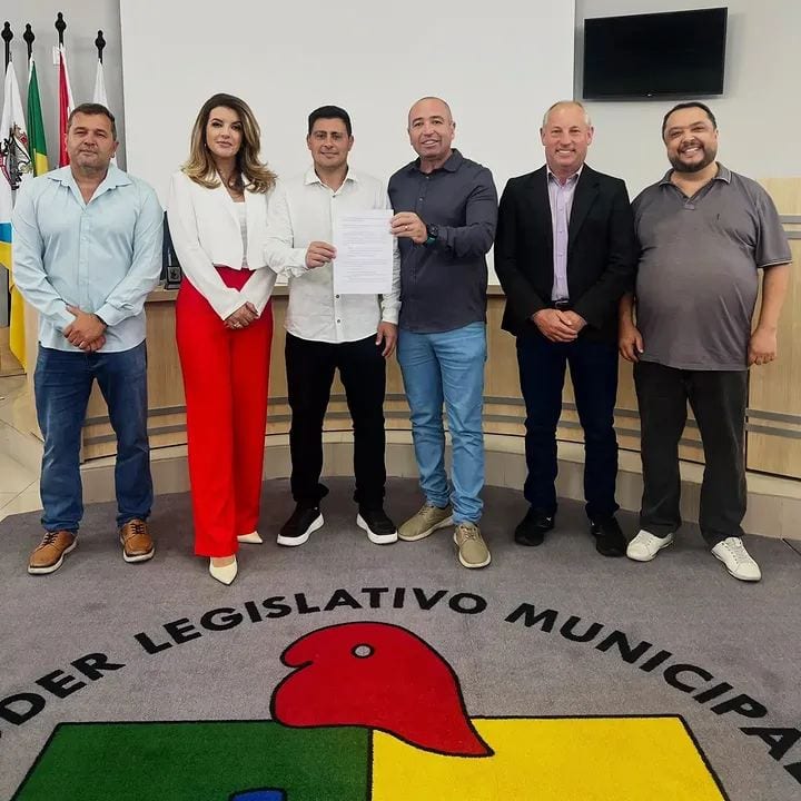 ACORDO PARA COMPOSIÇÃO DA MESA DIRETORA DA CÂMARA DE BALNEÁRIO ARROIO DO SILVA É FORMALIZADO