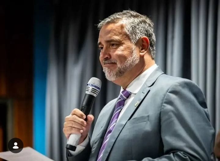 Paulo Pimenta analisa cenário político e desafios do próximo governo Lula