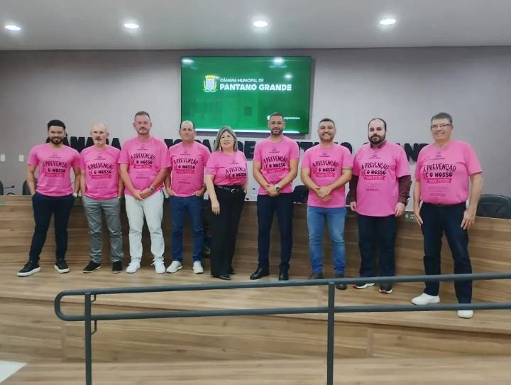 Na sessão da Câmara de Vereadores de Pantano Grande, realizada na terça-feira, 27, os vereadores vestiram a camiseta em
